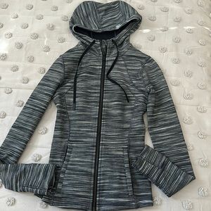 Lululemon hooded define jacket